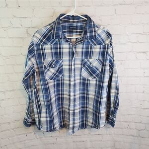 Men's Double Pump longsleeve button down shirt, size Large
